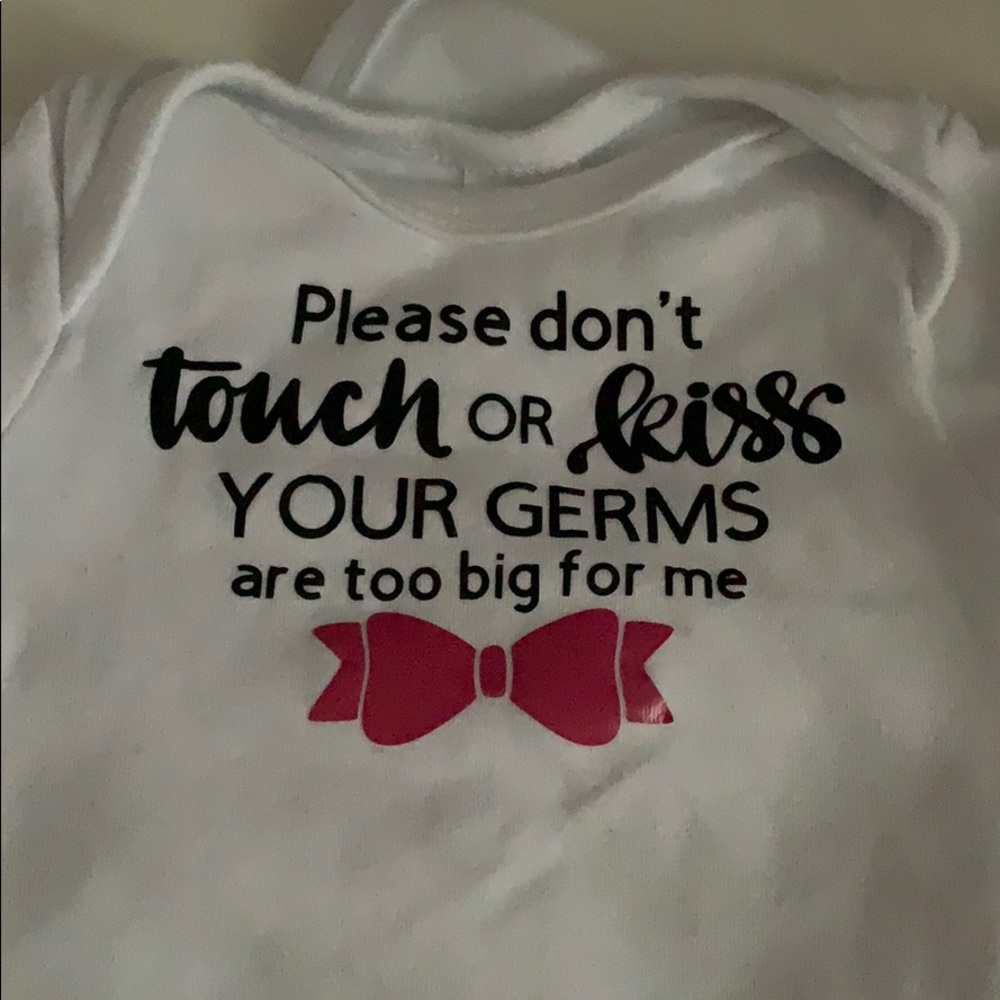 Custom onesies - Picture 2 of 5